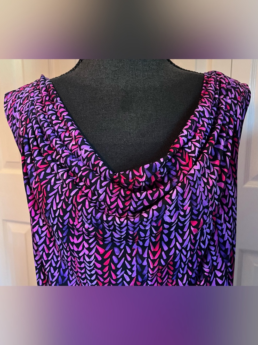 Calvin Klein Patterned Cowl Neck Sleeveless Top Size 1X Boho Business Casual - Picture 3 of 10